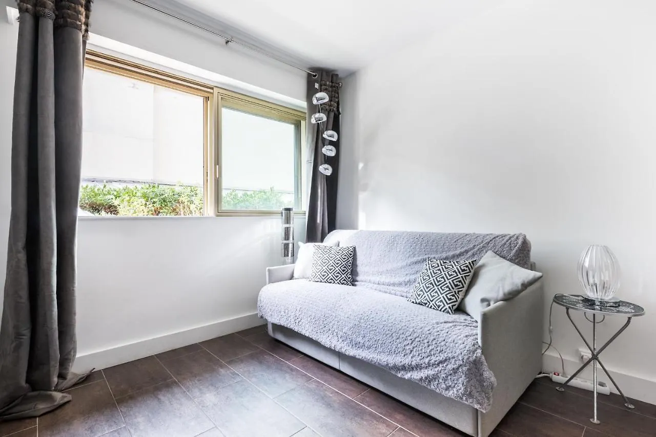 Artois Studio Apartment *